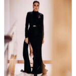 Bidya Sinha Saha Mim Instagram - Red carpet look 🖤

P.c- @redwanrajuphotographydxb