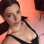 Merve Boluğur Instagram –
