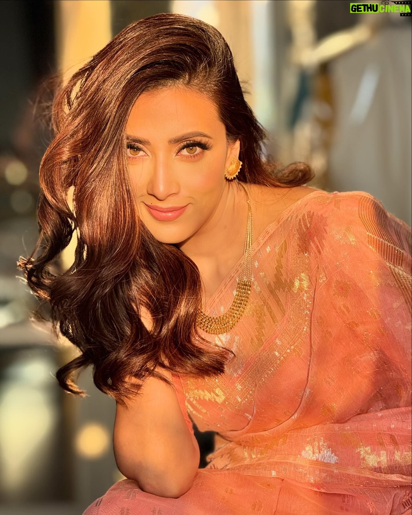 Bidya Sinha Saha Mim Instagram - 💗💗💗