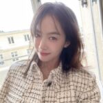 Victoria Song Instagram – 🌻sunny day
#louisvuitton 
#lvfw24