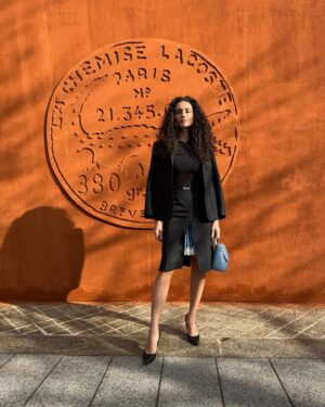 Débora Nascimento Instagram - O croco de @pelagia.k 🐊🍊

debut collection for @lacoste #pfw