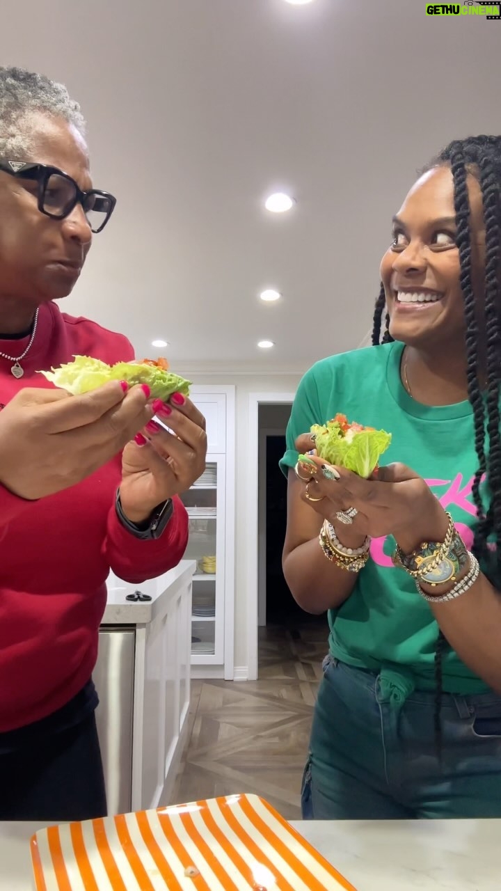 Tabitha Brown - 65.2K Likes - Made my favorite raw tacos aka pecan lettuce wraps tonight and blew @rushhr87 mind๐คฏ๐. Yall have to try this recipe, itโs giving VERY GOOD ๐โค๏ธ What did yall have for dinner tonight? #vegan #foodie #plantbased #tabithabrown