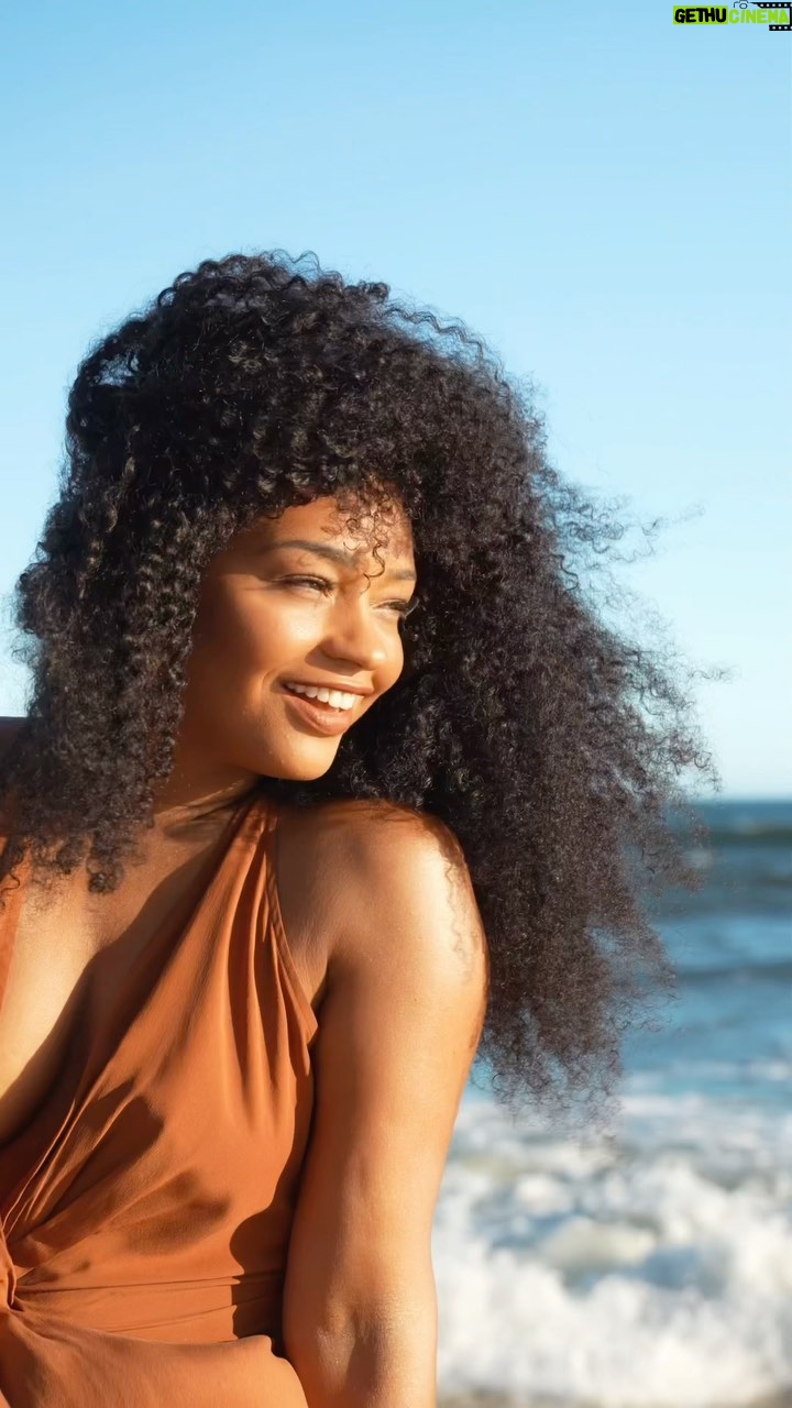 Juliana Alves Instagram - Olha eu fazendo fotos pra matéria da revista @revmensch!
Que dia lindo e que cenário perfeito!
O link para a matéria e fotos tá na minha bio.
Video: @felicostta e @guilhermelima
Edit: @felicostta