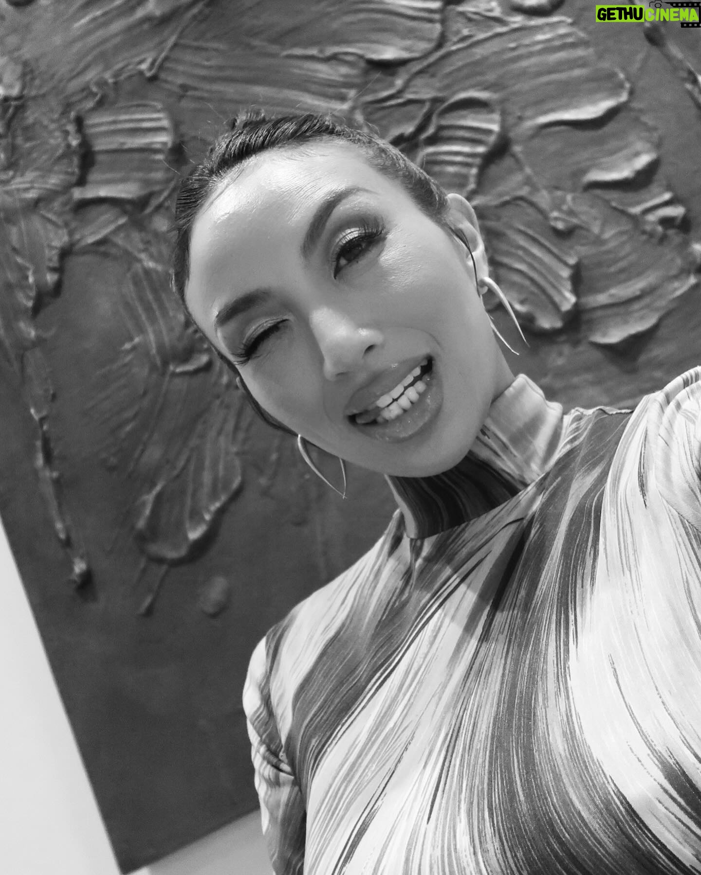 Jeannie Mai Instagram - The biggest flex is putting your head on your pillow at the end of the day and feeling hella proud of how you’re navigating the absolute shit show of being human ✨