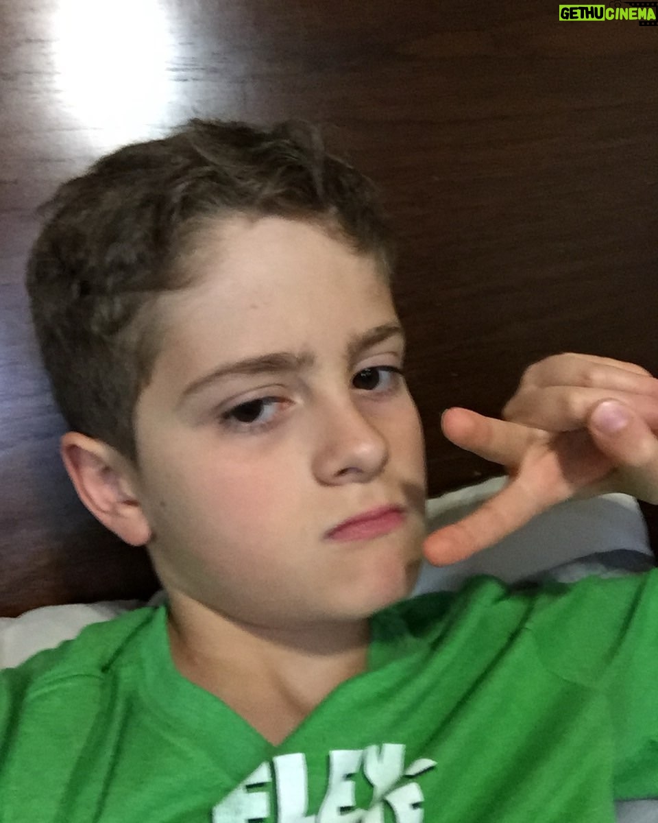 Erika Buenfil Instagram - Nunca me imaginé tantas alegrías. El mejor te amo @nico.buenfil #tbt