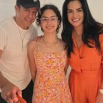 Scarlet Ortiz Instagram - Un poquito de mi felicidad de anoche! Porque verte feliz me hace tan feliz @barbarabrianaburkle 🥳🎂🎉💖