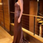 Demi Moore Instagram – Moore Versace 🍫⭐️ 
@demimoore looking gorgeous in a custom @versace gown, @chopard jewels and @stuartweitzman heels for the Vanity Fair Oscar Party. Styled by me. 
Hair by @djquintero 
Makeup by @silbruinsma1 
Assisted by @nicksegodi 
Tailoring by @lubastailoring