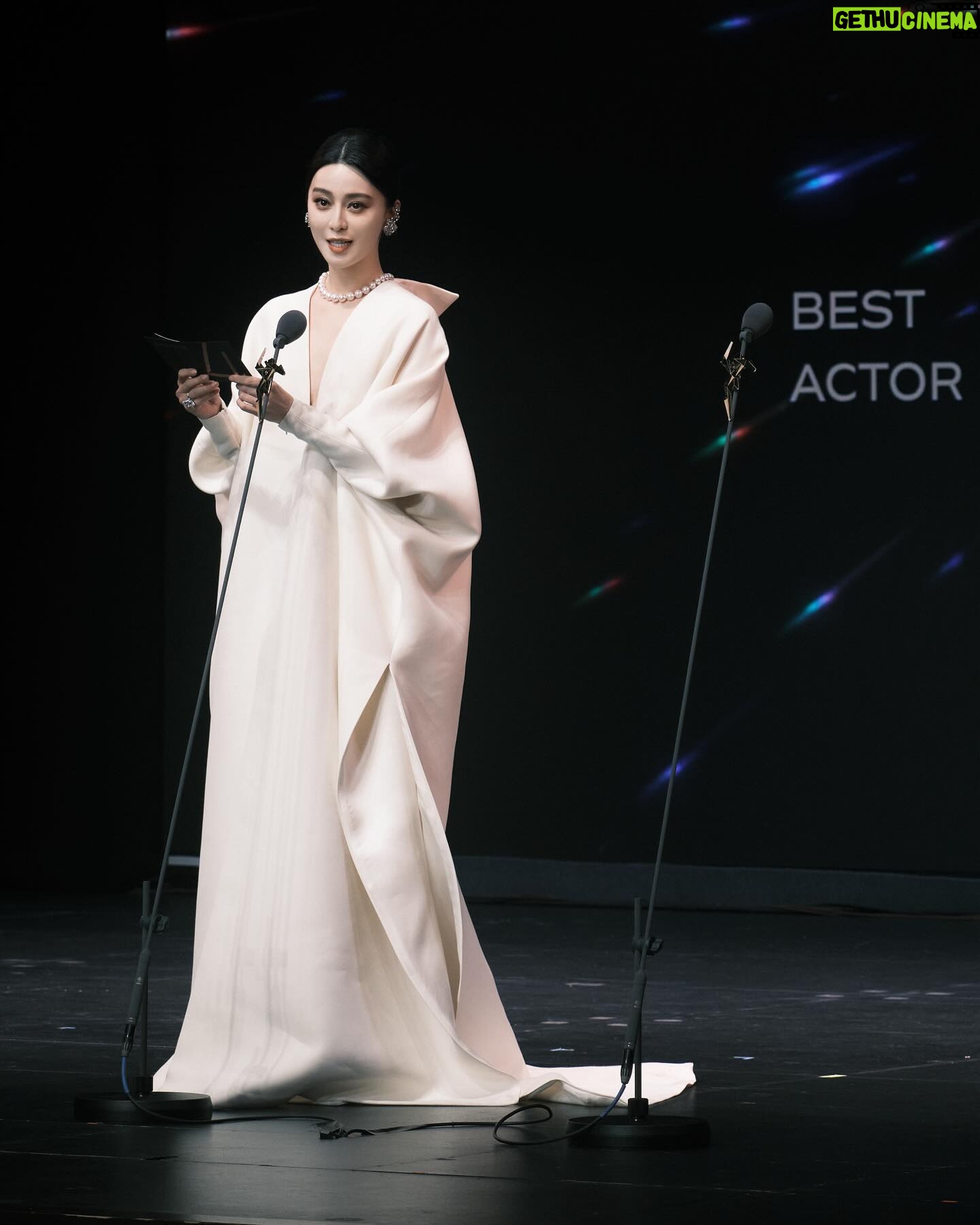 Fan Bingbing Instagram - A night to remember at the 17th Asian Film Awards in Hong Kong, celebrating the talent and passion of the film industry!