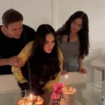 Scarlet Ortiz Instagram - Feliz cumpleaños ❤️❤️❤️❤️❤️❤️❤️❤️