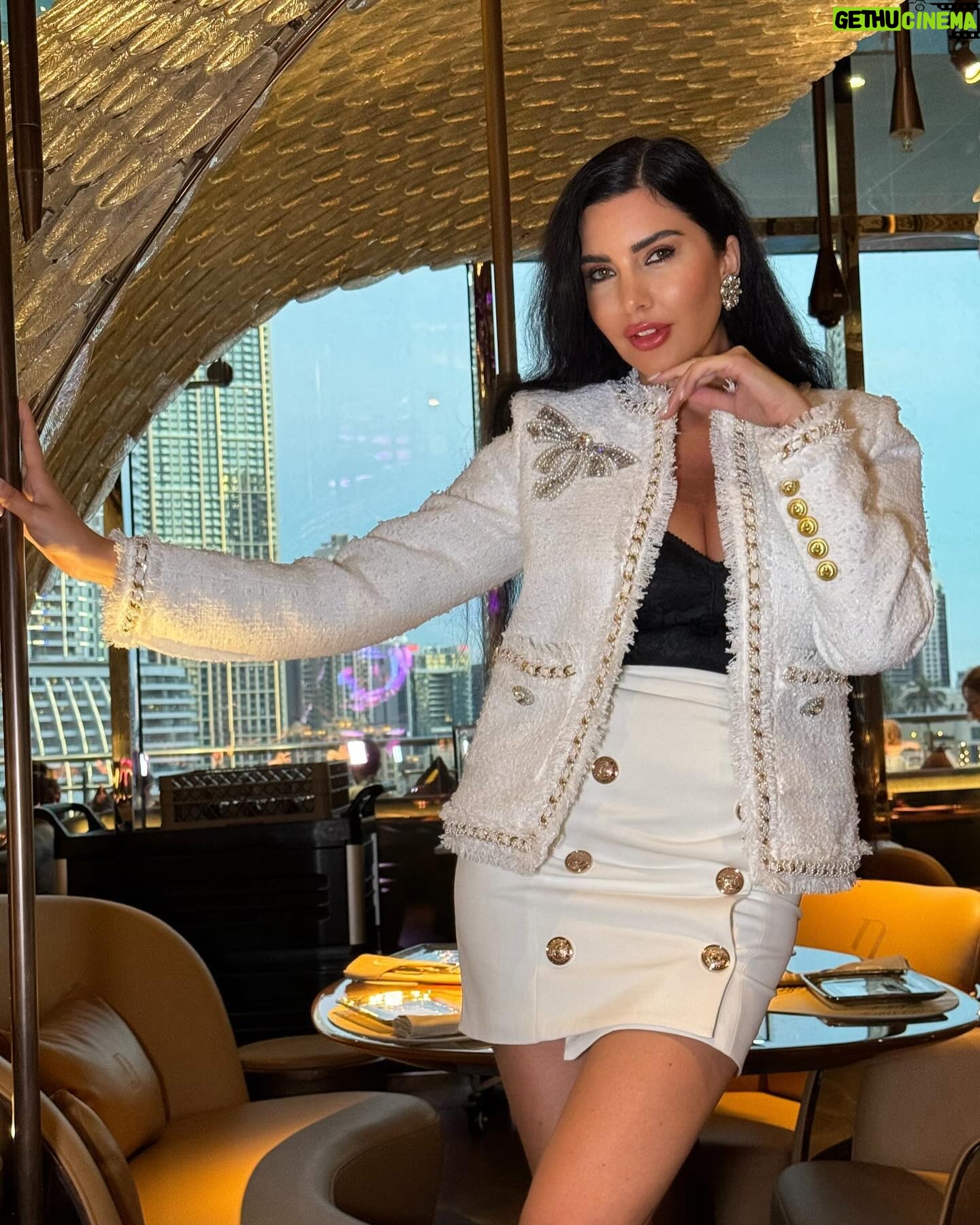 Lamitta Frangieh Instagram - Radiating elegance in every step by @trace.highfashion
.
.
.
#elegance #march #dubai#lifestyle #ladyinwhite #luxury #womanstyle #stylish #class #chic