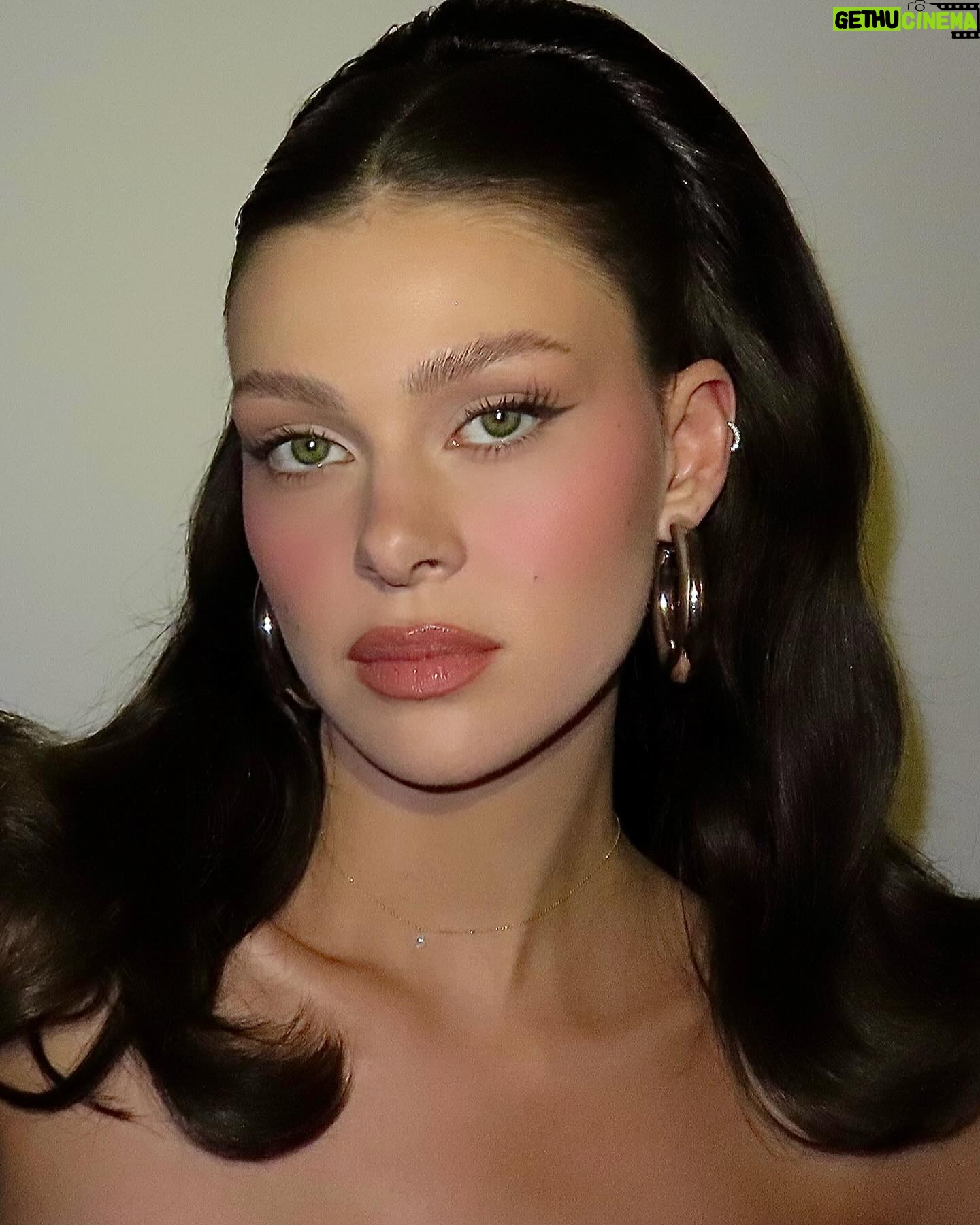 Nicola Peltz Beckham Instagram - i loved being a mob wife for the night 💋