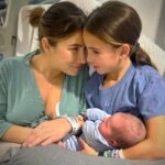 Jessie James Decker Instagram - Happy 10th birthday to my favorite girl in the whole world. Vivianne Rose you showed me what unconditional love is the day you were born. You light up every room you enter and I know you were born to do incredible things.  I’m so lucky to be your mama and I thank God for you every day. Happy birthday beautiful💖