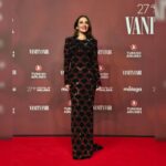 Paula Echevarría Instagram – Maravillosa fiesta de @vanityfairspain y maravilloso vestido de @andrew.pocrid ♥️♥️♥️
Makeup & hair @mikvarez para @yslbeauty #yslbeauty