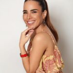 Wanessa Camargo Instagram – Desejando a todos um sábado cheio de boas energias! ✨