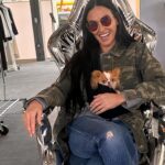 Demi Moore Instagram - Pilaf and I had a little excursion to @thefrankieshop! She helped me pick out this fabulous jacket and matching @oliverpeoples glasses, and finally had her moment in the amazing @crosbystudios chair from the campaign 😘