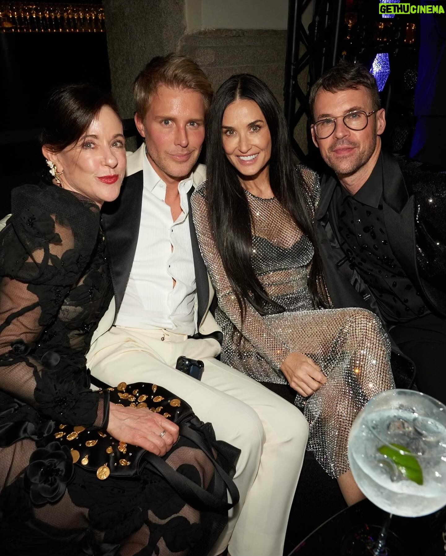 Demi Moore Instagram - Shimmered and shimmied the night away ✨💃🏻 Congrats to @dolcegabbana on the opening of ‘Dal Cuore Alla Mani’ at the @palazzorealemilano!
