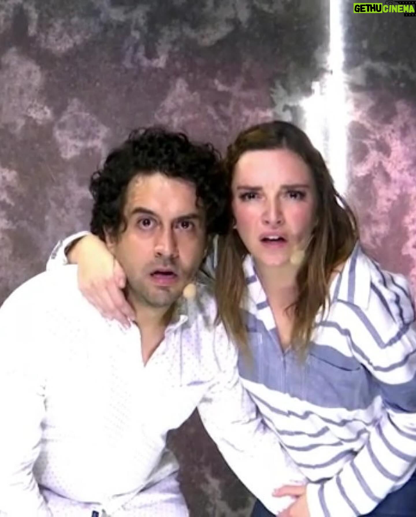 Regina Blandón Instagram - Encontré muchas fotos así que: Un post de apreciación a #Parásitos de Philip Ridley porque hicimos varia temporada y era chida chida chida. 🥲🥲🥲