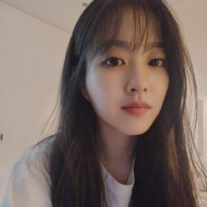 Park Bo-young Instagram - 여러분이 원하시던 사진🤗