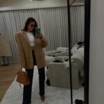 Olivia Culpo Instagram – A lil of a lot ♥️
