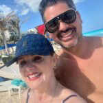 Erika Buenfil Instagram - Disfrutando del paraíso!
#cancun @liveaquacancun #cancun con mi amigo @luiscarlin #paraiso #vacaciones