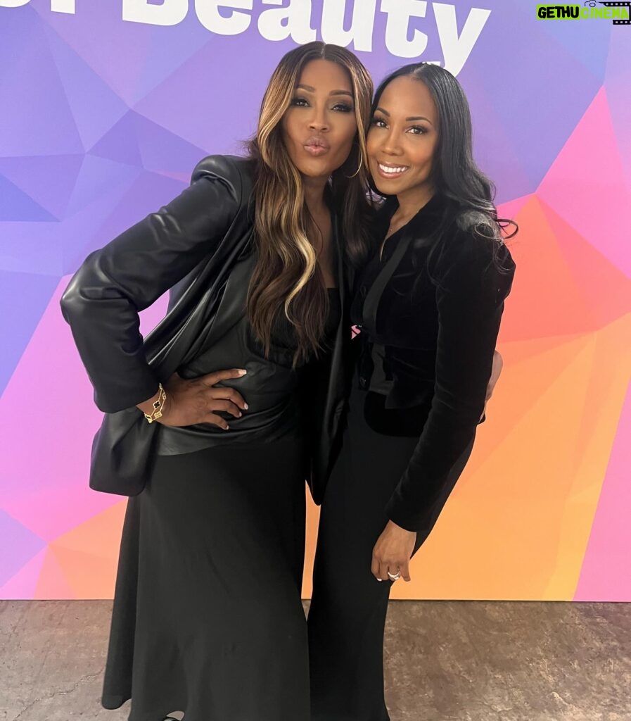 Cynthia Bailey Instagram - my longtime friend of over 30 years @danahillrobinson and I have been working hard on something special that’s going to make your skin GLOW! 
we had an amazing day at @landinginternational’s inaugural @voicesofbeautysummit event meeting @jcruel EIC of @allure. 
Coming soon…stay tuned for @glowissima!🌺💞

#glowissima 
#revealyourglow
#skincareobsessed
#nourishyourskin
#healthyskin 
#cofounders