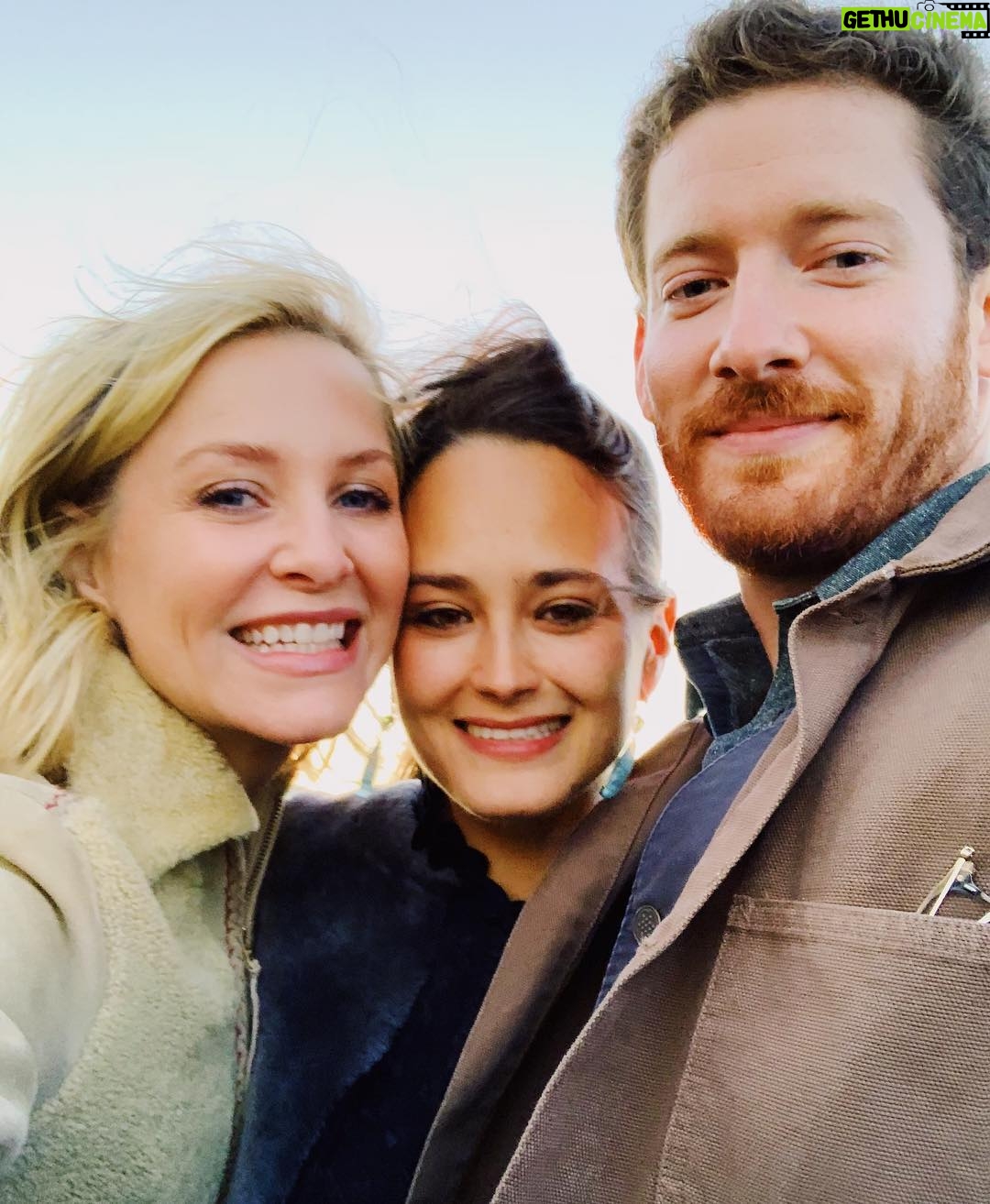 Jessica Capshaw Instagram - Back to reality this morning after a weekend celebrating family, love and togetherness. I couldn’t love this pair of cuties more and I wish my little brother and his Raye of sunshine and mermaid magic a lifetime of all things good and sweet. ❤️❤️