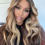 Cynthia Bailey Instagram - “national self love day should be everyday.”🤎

@_ooohhoney 
@ginaeverett