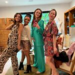 Danielle Panabaker Instagram - Come try on @sezane ‘s latest collection, L’Avventura, with us! 🍋🍝 which look is your favorite?