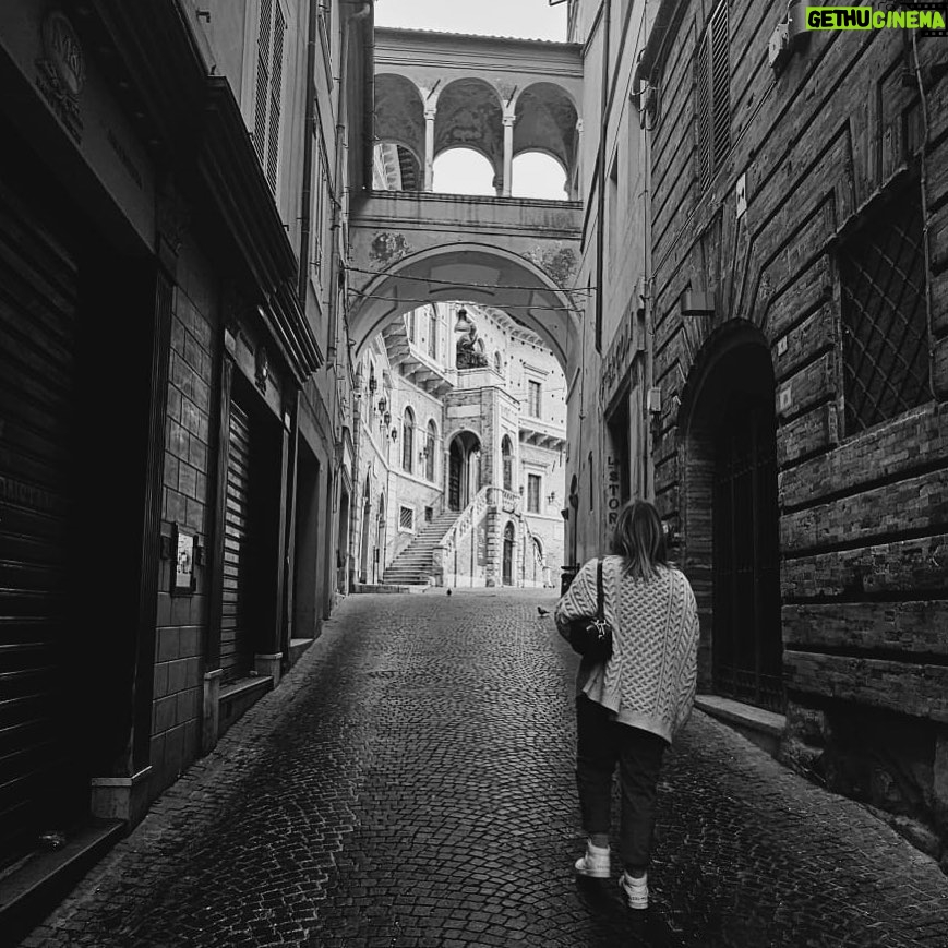 Vanessa Incontrada Instagram - Sempre in salita 😉😊😊