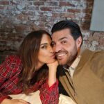 Paula Echevarría Instagram – Te queremos papi chulo! ♥️♥️♥️
Feliz día! 
#DeTalPaloTalAstilla
#ComoDosGotasDeAgua