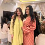 Nermin ElFeqi Instagram - #_ميرسي يا حبيبتي لمياء علي السحور الجميل والصحبه الجميله ربنا يجعله عامر حبيبتي رمضان كريم علي الكل # @lamiaafahmyabdelhamid # @nermine_elfeky 🙏❤️🌺💋🌹#