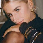 Caro Daur Instagram - Anzeige // locked in every aspect ;) no keys required - @tiffanyandco #tiffanyicons #tiffanyandco