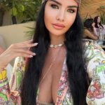 Lamitta Frangieh Instagram - Cuban vibes 🍸 @FashionNova amazing set Maldives satin green combo ! 
.
.
#fashionnova #fashionnovaambassador #fashionnovacurve #fashionnovafit #fashionnovashoes #usa #lamittafrangieh #spring #march