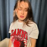 Anna-Maria Sieklucka Instagram – Your soul knows when it’s time to close the chapter – bye bye my long hair era ✌🏻 I’m so ready for the woman I have become 🤍
.
.
.
#mixofme #new #newchapter #newera