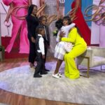 Angela Bassett Instagram - In 2020, we surprised young Ariyonna Cotton with @im.angelabassett after she went viral. 4 years later, we surprised Angela right back! Watch their sweet reunion from today’s show. 🥹❤️