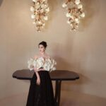 Fan Bingbing Instagram - In the spirit of giving at The Children Ball in @rosewoodhongkong. 🫶 @wempfoundation @nakedheartfoundation @adriancheng @natasupernova 

Dress: @richardquinn Fall/Winter 2024, coordinated by @wishgui3
HMU: @huyiyin8
Photography: @shayneyzs
PR & Management: @jerseychong