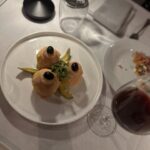 Fabiola Guajardo Instagram - Visita express a Miami, no podría perderme estar junto a @ferguajas en este día tan importante cumpliendo uno más de sus sueños, esta vez con la apertura de su restaurante @cidramiami un lugar lleno de sabor y mucho amor, que orgullo presumir y compartir noticias bonitas como esta. 
Felicidades Guapi!!! Eres un bonito ejemplo de que lo que sueñas lo puedes lograr!! Sé todo el corazón que le pusiste a esto!! ♥️

1. @dior 🧋✨
2. 💤
3. Entre tu vida y la mía 🎶
4. Late #2 por que llegué en vivo 👽
5. 🤳🏻 @ferguajas
6. Cuánto lleva de agua?? 
7. Uff Shrimp causa 🥂
8. Brindando con el que me aventaba zapatos a la cuna, la vida y sus vueltas 🤣
9. 😮‍💨 @cidramiami 
10. Foto con el 👨🏻‍🍳! Atención personalizada 5 ⭐️
