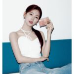 Cho Mi-yeon Instagram – 컬러는 웨이크메이크🫧🪽 @wakemake_official 🤍🩵💕