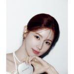 Cho Mi-yeon Instagram – 컬러는 웨이크메이크🫧🪽 @wakemake_official 🤍🩵💕