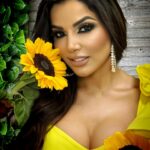Aleida Núñez Instagram – Primavera 🌻🌻🌻
@rulomaquillista