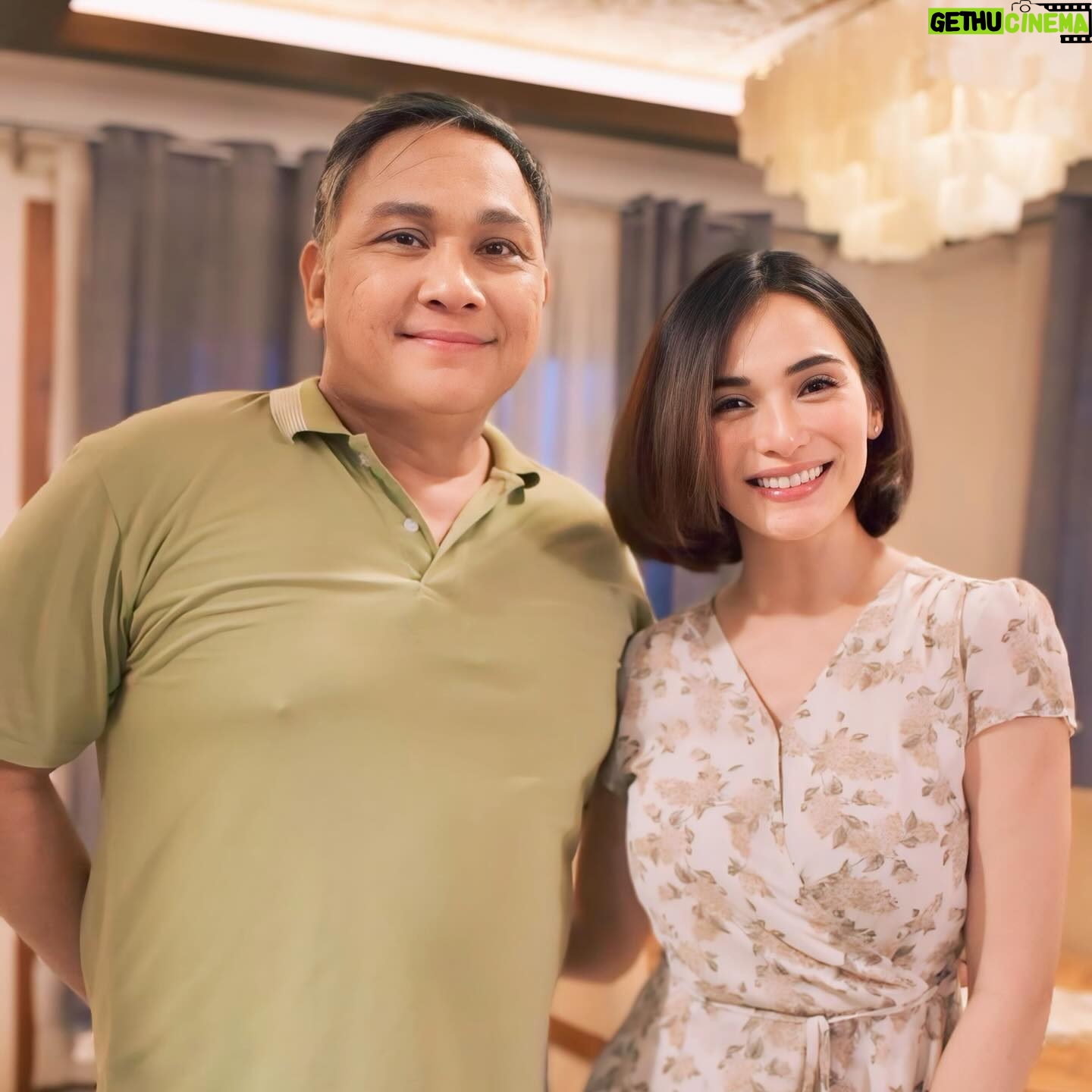 Jennylyn Mercado Instagram - With my Mama Florence and Papa Daniloš„°š¤ Samahan niyo kami mga bessie sa last 4 nights ng Love, Die, Repeat! #lovedierepeat #ldr