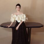 Fan Bingbing Instagram - In the spirit of giving at The Children Ball in @rosewoodhongkong. 🫶 @wempfoundation @nakedheartfoundation @adriancheng @natasupernova 

Dress: @richardquinn Fall/Winter 2024, coordinated by @wishgui3
HMU: @huyiyin8
Photography: @shayneyzs
PR & Management: @jerseychong