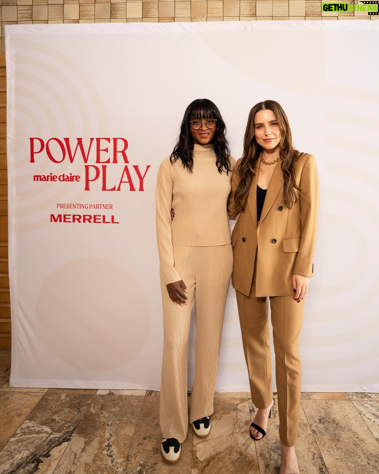 Sophia Bush Instagram - We had an amazing time with @nikkiogun and @marieclairemag at this year’s #powerplay in Los Angeles. @nialauryn and I shared the stage with @merrell’s Jane Smith and @whowhatwear/ @secondlifepod’s @hillarykerr to talk about ambition, instinct, pivots, and community building.
Nikki and the team put an amazing community together for this inspiring two day event, including loves @sarah_harden22 and @brimmer.andrea, @salichristeson, @emilyandmeritt @thisisthegreat_, @nyakio @thirteenlune, the team from @higherdose, @moleskine, and more. AND we got to see our very own @unionheritage portfolio company @wearechiyo @__ireneliu__!? What a time. From all walks of entrepreneurial and creative life, we got to come together, be together, and dream together. #marieclairepowerplay #wearechiyo #unionheritage