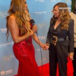 Cynthia Bailey Instagram - repost from: @madamenoire 

This is community!
2024 Los Angeles Builders Ball highlights the importance of coming together for a great cause.
This star-studded event is organized by Humanity of Greater Los Angeles (Habitat LA) to raise awareness and funds for building homes and empowering families in our communities.🏡

#MadameNoire #MNScene | @habitatla