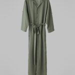 Regina Blandón Instagram – Regresa el Jumpsuit de Regina Blandón pero ahora más fresco que nunca. El nuevo jumpsuit verde olivo es perfecto para estos días de calor ☀️
20% de tu compra se destina a días de refugio para mujeres en situación de violencia a través de la @redrefugiosmx 

#igualdad #igualdaddegénero #modaconsciente #slowfashion #fashionrevolution #outfitinspo #impactosocial