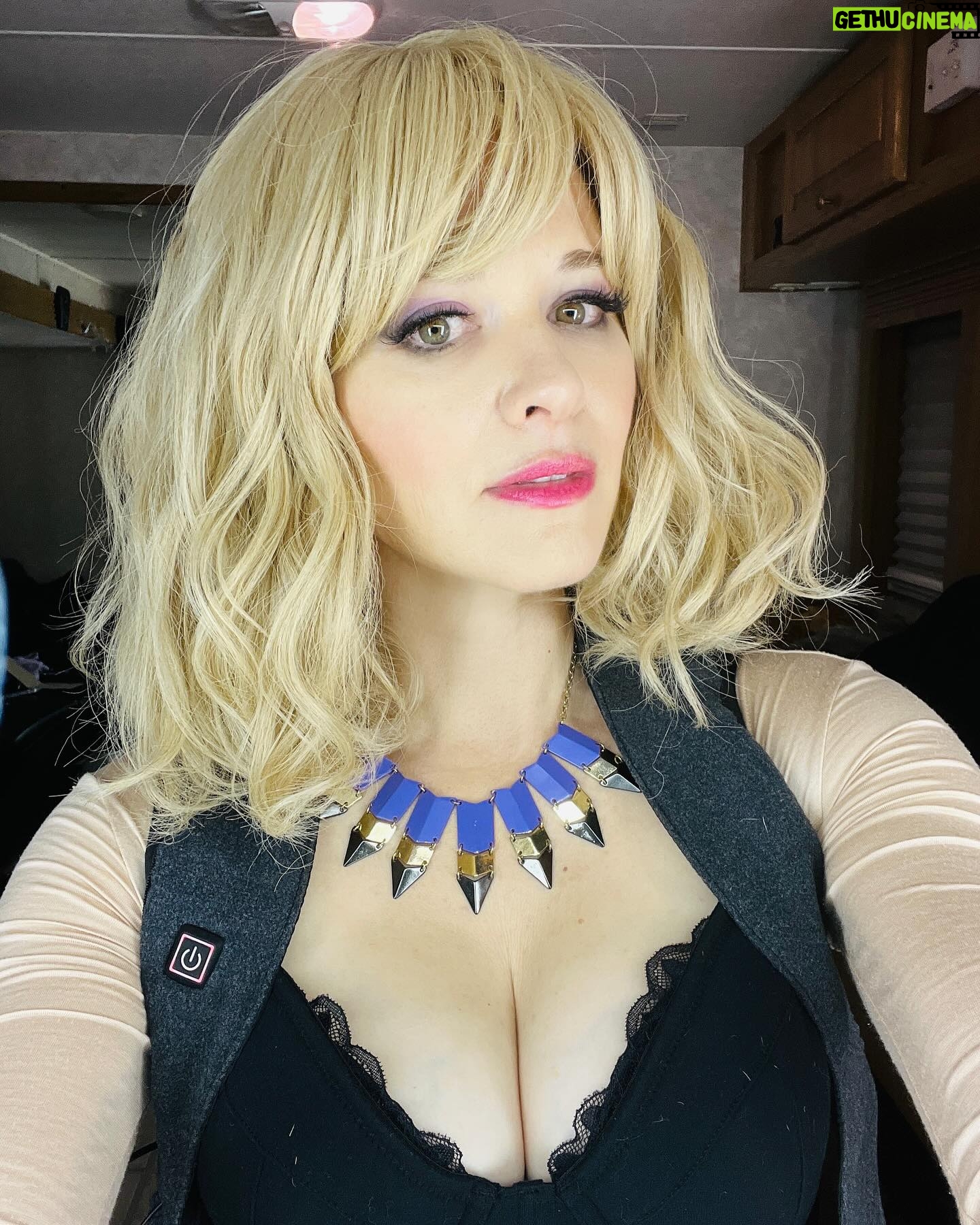 Sarah Drew Instagram - These photos just popped up on my phone. I had such a blast making “how she caught a killer” for @lifetimetv last year! All these different looks were so much fun- created by @littlemonstersstudio @selenataylor_ !! Which is your fav?