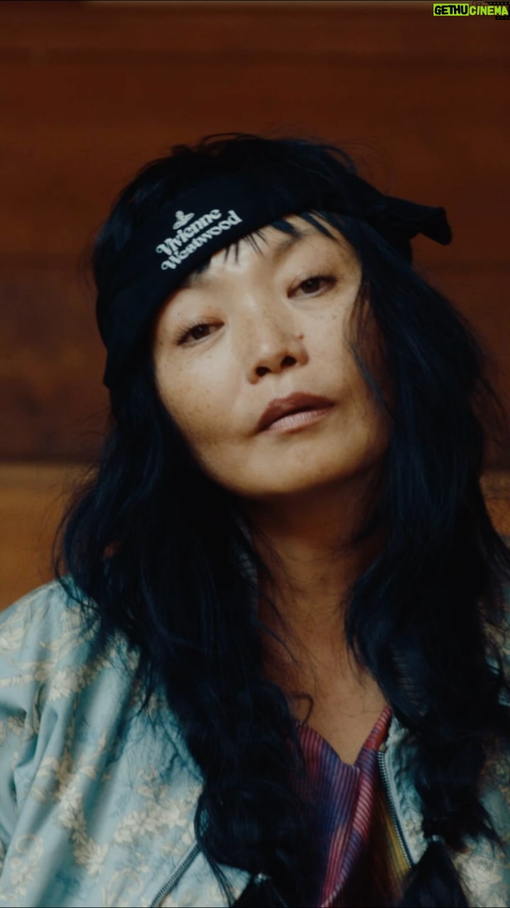Vivienne Westwood Instagram - This season’s womenswear revives once-loved treasures of the past. Find contemporary pieces, offered alongside heritage styles, across designer garments and accessories.
Now available online and across our boutiques.
#VWSS24