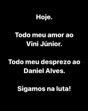 Monica Iozzi Instagram - Chega de violência contra as mulheres. Chega de violência contra o povo preto. Impunidade imperando na Europa. O horror. O horror.