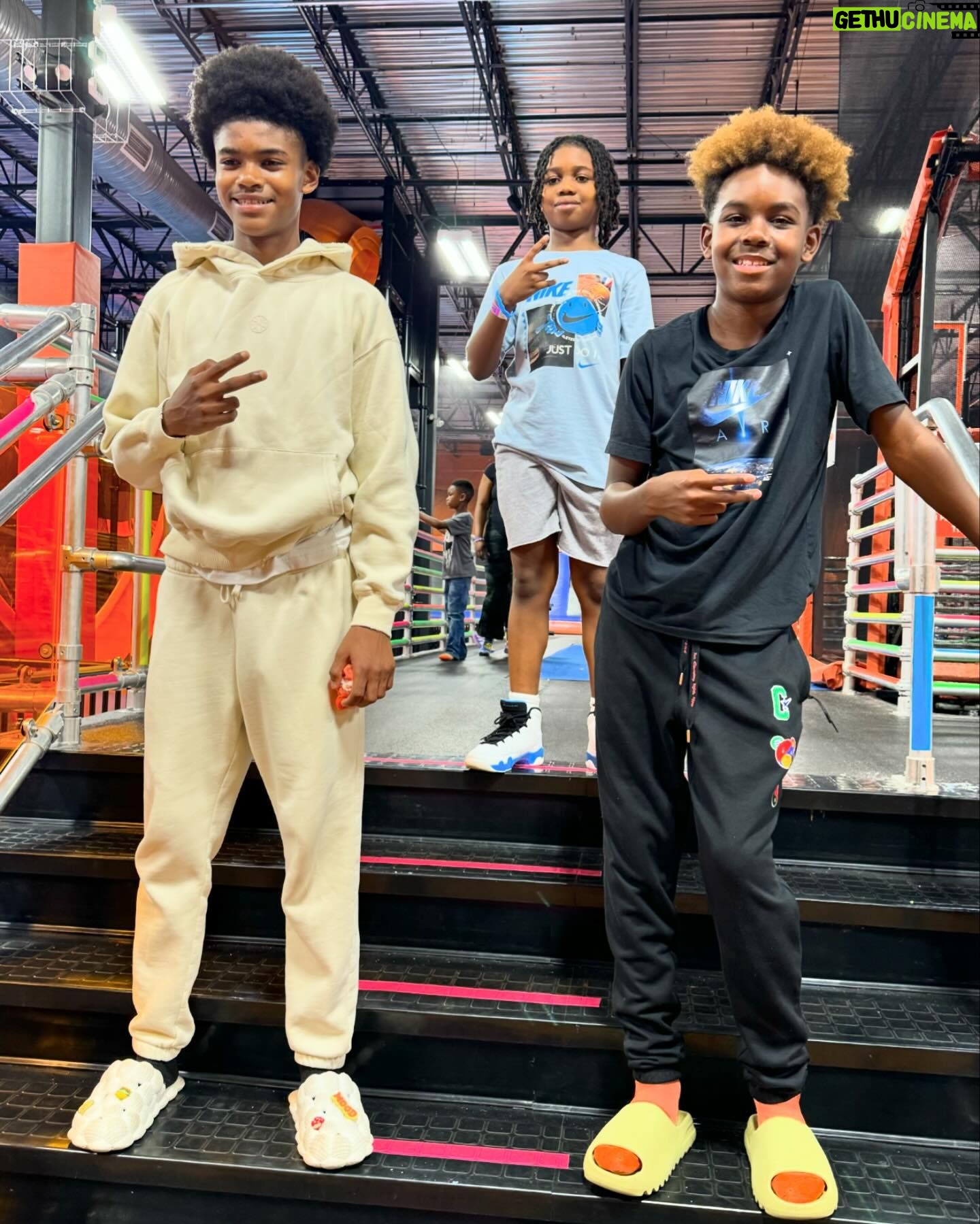 Tabitha Brown Instagram - Another great day with my family!! Love y’all so much❤️ #RuffinLove #northCarolina #tabithabrown
My tracksuit is @shopsassyjones