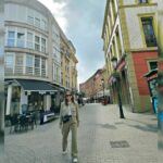 Paula Echevarría Instagram - Asturias patria querida..
Asturias de mis amores.. 💙💛💙

1. Paseo por mi pueblín
2. Cachopin 😬
3. Amigos 💕
4. Sin haberlo preparado 👯🏻‍♂️
5. Terraceando 🍹
6. Candás 💙
7. Calderada 🦀🦞🦐
8. Estrenando espejo y abrigo
9. Huevo de pascua 🍫
10. ♥️♥️♥️